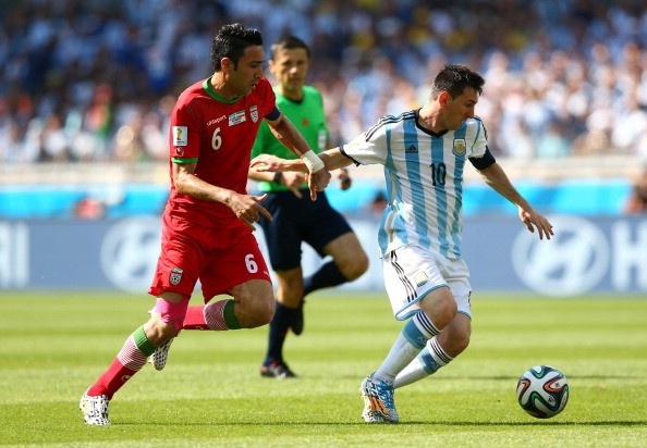 Argentina 1-0 Iran: Messi lap sieu pham hinh anh