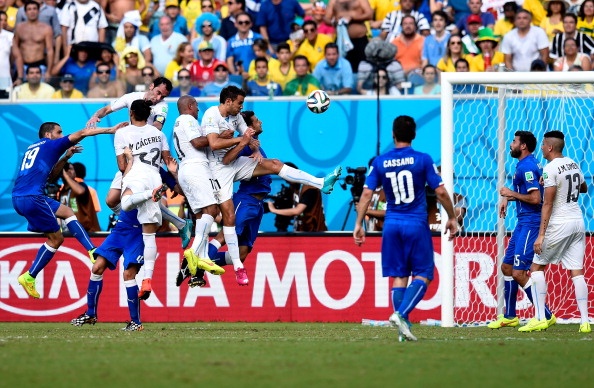 Highlight Uruguay 1-0 Italy hinh anh