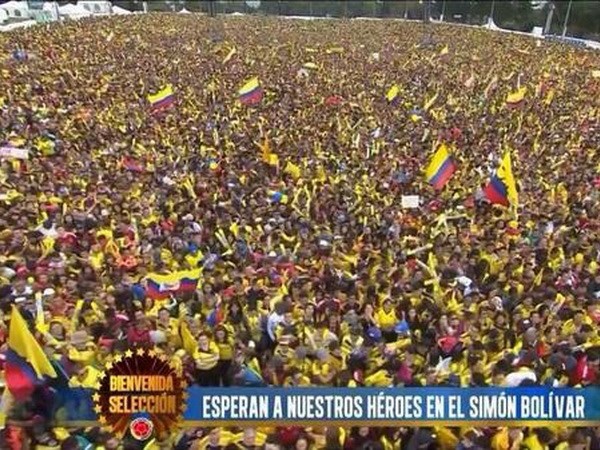 Bien nguoi chao don tuyen Colombia tro ve tu World Cup hinh anh