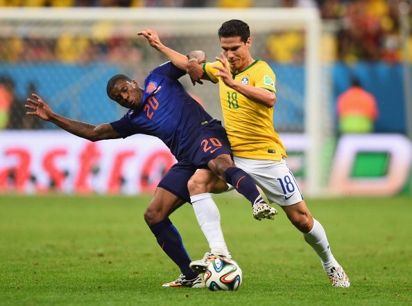 Georginio Wijnaldum an dinh ty so 3-0 cho Ha Lan hinh anh