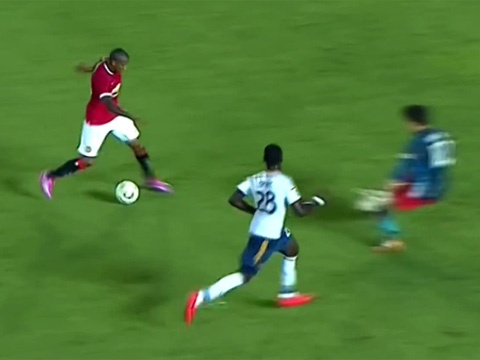 Reece James lap cu dup cho M.U hinh anh