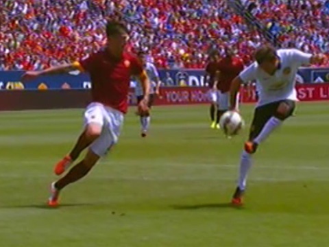 Pha dut diem tinh te cua Juan Mata hinh anh