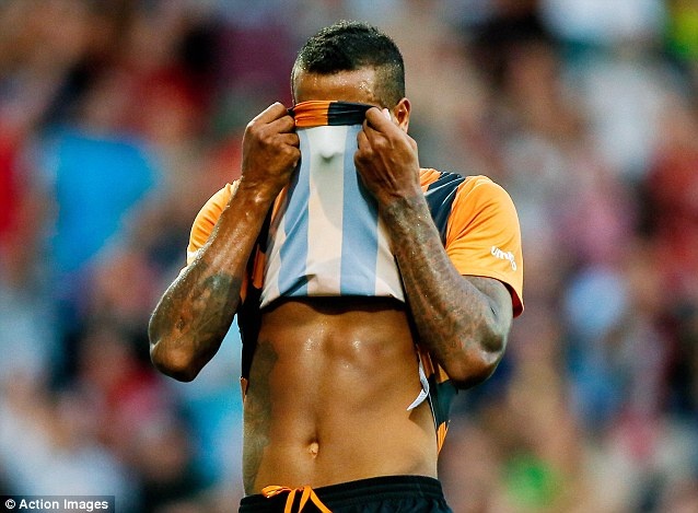 Cuu tuyen thu Anh co pha bo lo 'te nhat lich su' hinh anh