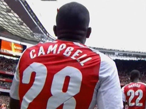 Pha dut diem 1 cham hoan hao cua Campbell hinh anh