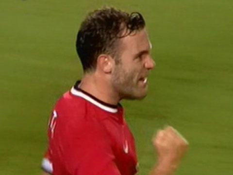 Juan Mata bat ngo lap cong dua M.U vuot len hinh anh