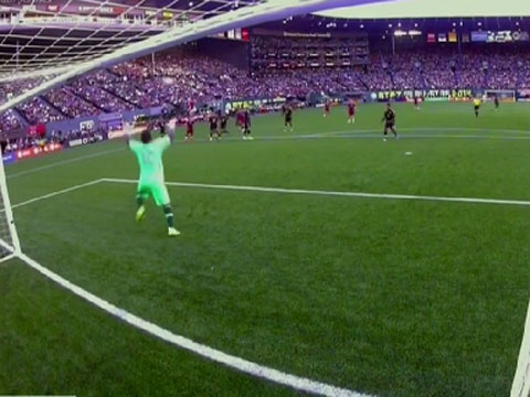 Sieu pham tu ngoai vong cam cua Lewandowski hinh anh