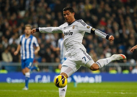 Top 10 sieu pham cua CR7 mua giai vua qua hinh anh