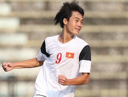 Pha bo lo cuc ky dang tiec cua Van Toan hinh anh