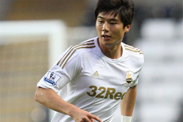 Ki Sung-Yong bat ngo mo ty so cho Swansea hinh anh