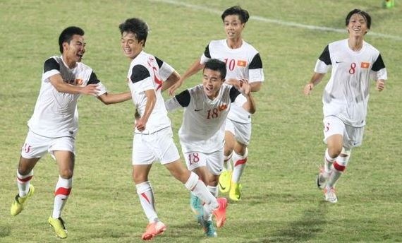 Tien dao U19 Viet Nam lap cu hat-trick vao luoi U19 Myanmar hinh anh