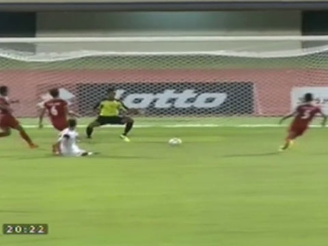 Van Long ghi ban san bang ty so 1-1 cho U19 Viet Nam hinh anh