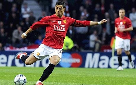 Nhung pha sut xa tuyet dep cua Cristiano Ronaldo hinh anh