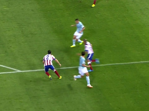 Ban thang dep nhat vong 2 La Liga hinh anh