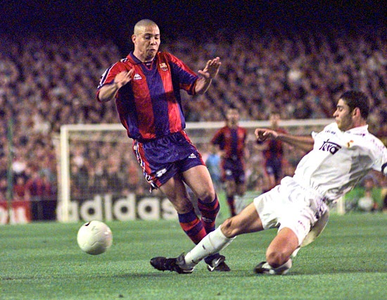 Nhung khoanh khac kho tin trong lich su bong da hinh anh