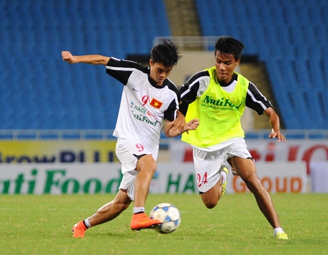 U19 Viet Nam tap 'da ma' nhu Barcelona hinh anh