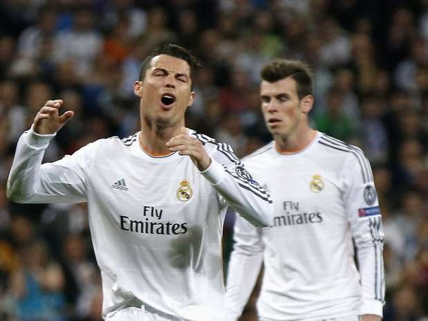 Nhung pha bo lo khong tuong trong lich su bong da the gioi hinh anh