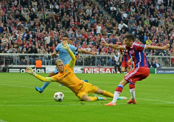 Nhung pha cuu thua xuat than cua Joe Hart truoc Bayern hinh anh