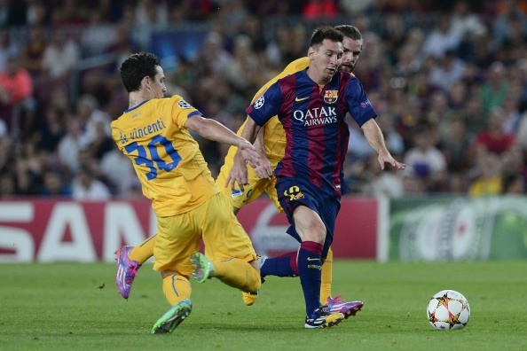 Highlight: Barcelona 1-0 APOEL hinh anh