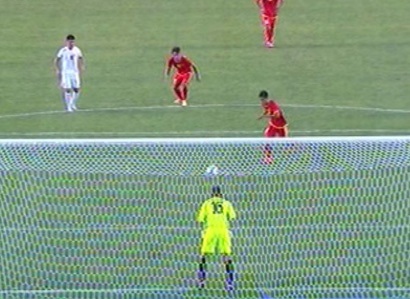 Minh Tuan lanh lung ghi ban thang mo ty so hinh anh