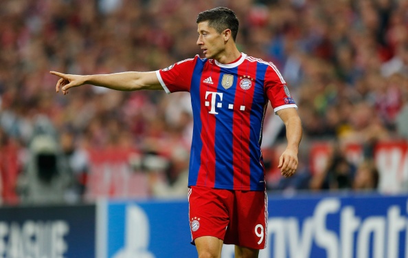 Lewandowski ghi ban an tuong nhat vong 5 Bundesliga hinh anh
