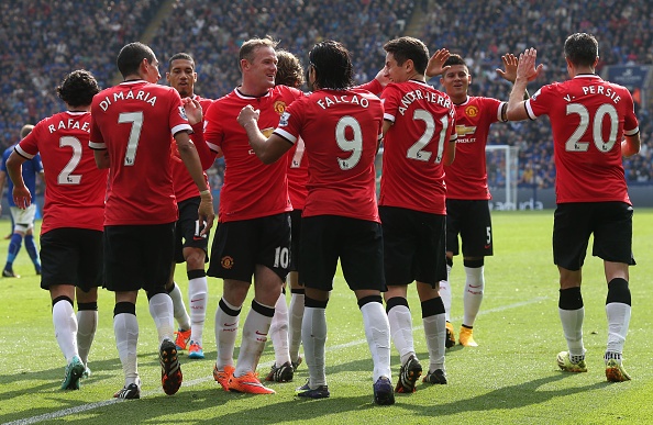 Rooney lap cong dua M.U vuot len dan truoc hinh anh