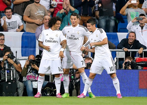 Dieu nhay an mung hai huoc cua Ronaldo va dong doi hinh anh