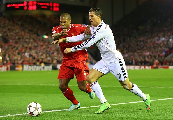 Man trinh dien an tuong cua Ronaldo truoc Liverpool hinh anh