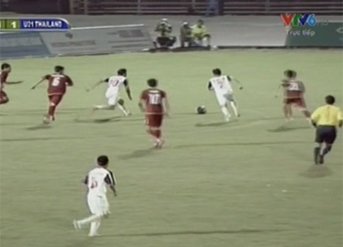 Van Dai ghi ban go hoa cua U21 Viet Nam hinh anh