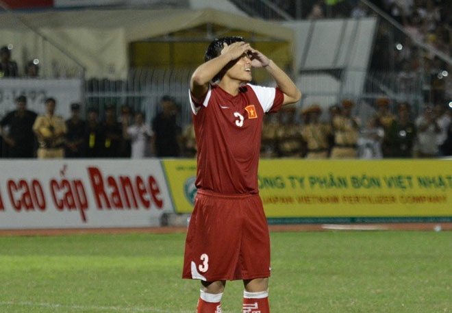 Cau thu U21 VN treu nguoi, coi thuong thu thanh U19 HAGL hinh anh