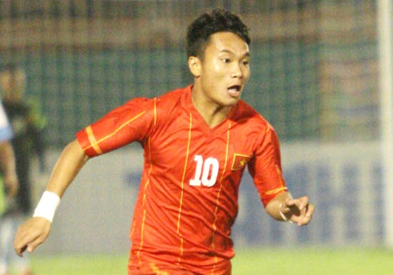 Phi Son ghi ban, an mung nhu Ronaldo hinh anh