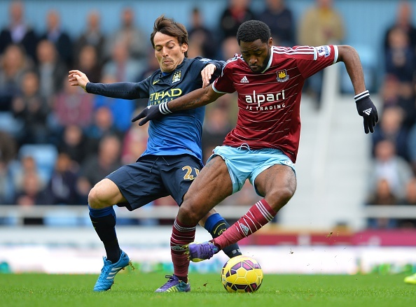 David Silva ghi ban dep nhat vong 9 NH Anh hinh anh