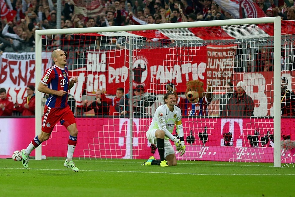 Thu thanh Dortmund cuu thua khong tuong o vong 10 Bundesliga hinh anh