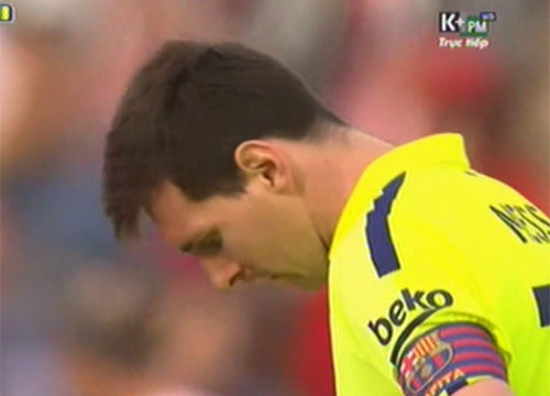 Messi mat bong khien Barca nhan ban thua hinh anh