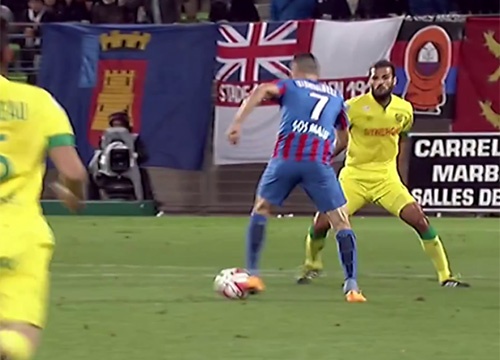 Ban thang dep nhat vong 13 Ligue 1 hinh anh