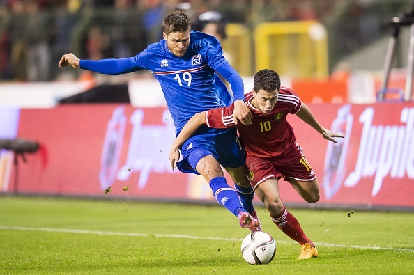 Highlights: Bi 3-1 Iceland hinh anh