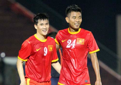 Cong Vinh volley tuyet dep giup Viet Nam vuot len hinh anh