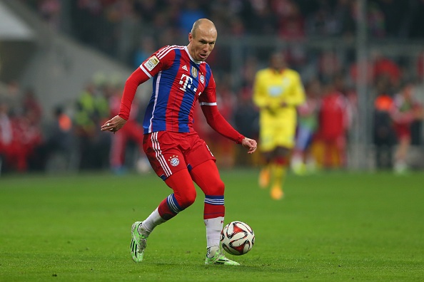 Robben, Goetze ghi ban dep nhat vong 12 Bundesliga hinh anh