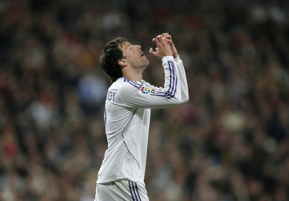 04. Ruud van Nistelrooy - Dù chỉ ra sân 76 trận, tuy nhiên tiền đạo người Hà Lan vẫn ghi được đến 56 bàn thắng, qua đó là chân sút xuất sắc thứ 4 cho đến thời điểm hiện tại.