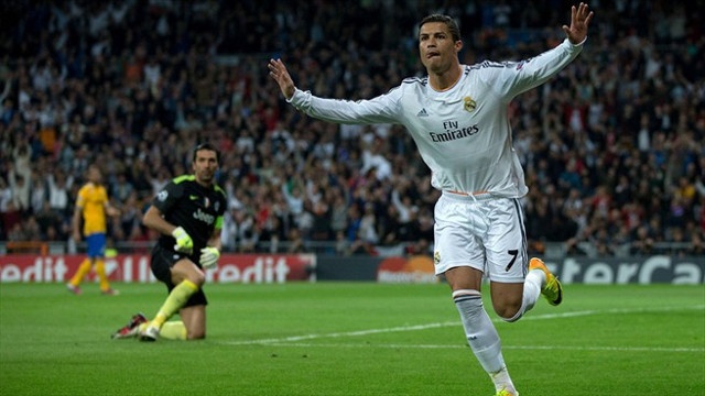 02. Cristiano Ronaldo -  Cùng được 71 bàn thắng như Raul, tuy nhiên CR7 chỉ mất có 108 lần ra sân, qua đó đứng thứ 2 trong danh sách nhưng chân sút xuất sắc nhất lịch sử giải đấu.