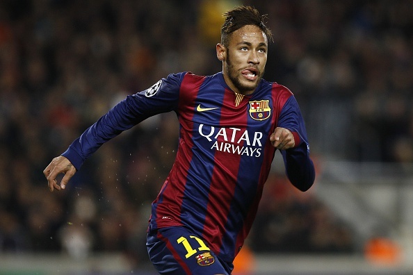 San Nou Camp bung no voi pha cua long tuyet dep cua Neymar hinh anh