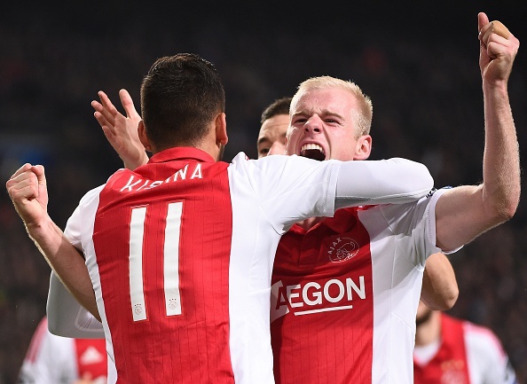 Highlights: Ajax 4-0 APOEL hinh anh