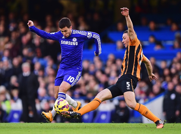 Man trinh dien cua Hazard truoc Hull City hinh anh