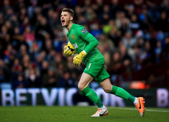 Top 5 pha cuu thua xuat than vong 17 Ngoai hang Anh hinh anh