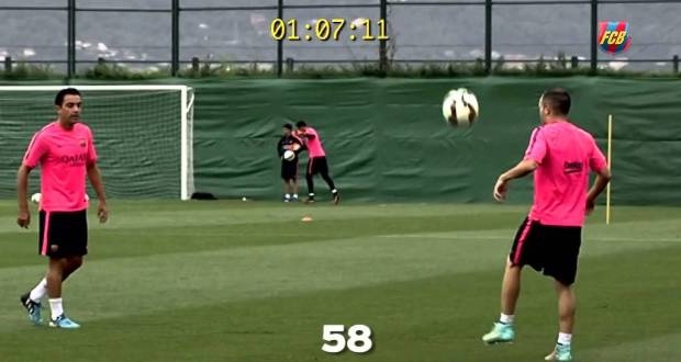 Xavi, Iniesta, Busquets tang bong 100 lan hinh anh