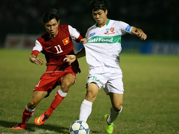 Truc tiep V.League 2015: HAGL - Khanh Hoa hinh anh