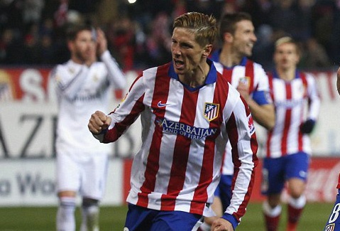 Tinh huong Torres khien Khedira nhan the vang hinh anh