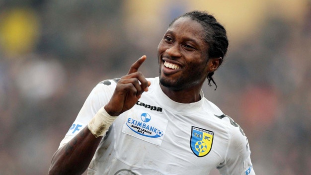 Ban thang duy nhat giup Ha Noi T&T vuot qua Than Quang Ninh hinh anh