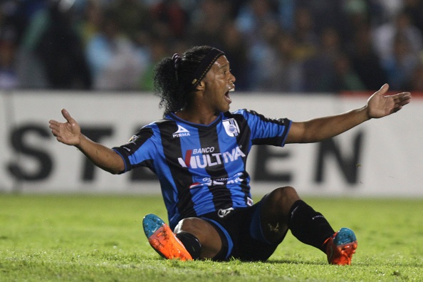 Tinh huong an va bat thanh cua Ronaldinho hinh anh