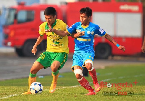 Highlights vong 7 V.League: Dong Thap 0-1 Khanh Hoa hinh anh