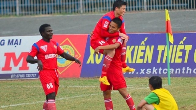 Vong 7 V.League: HAGL roi xuong nhom dua tru hang hinh anh